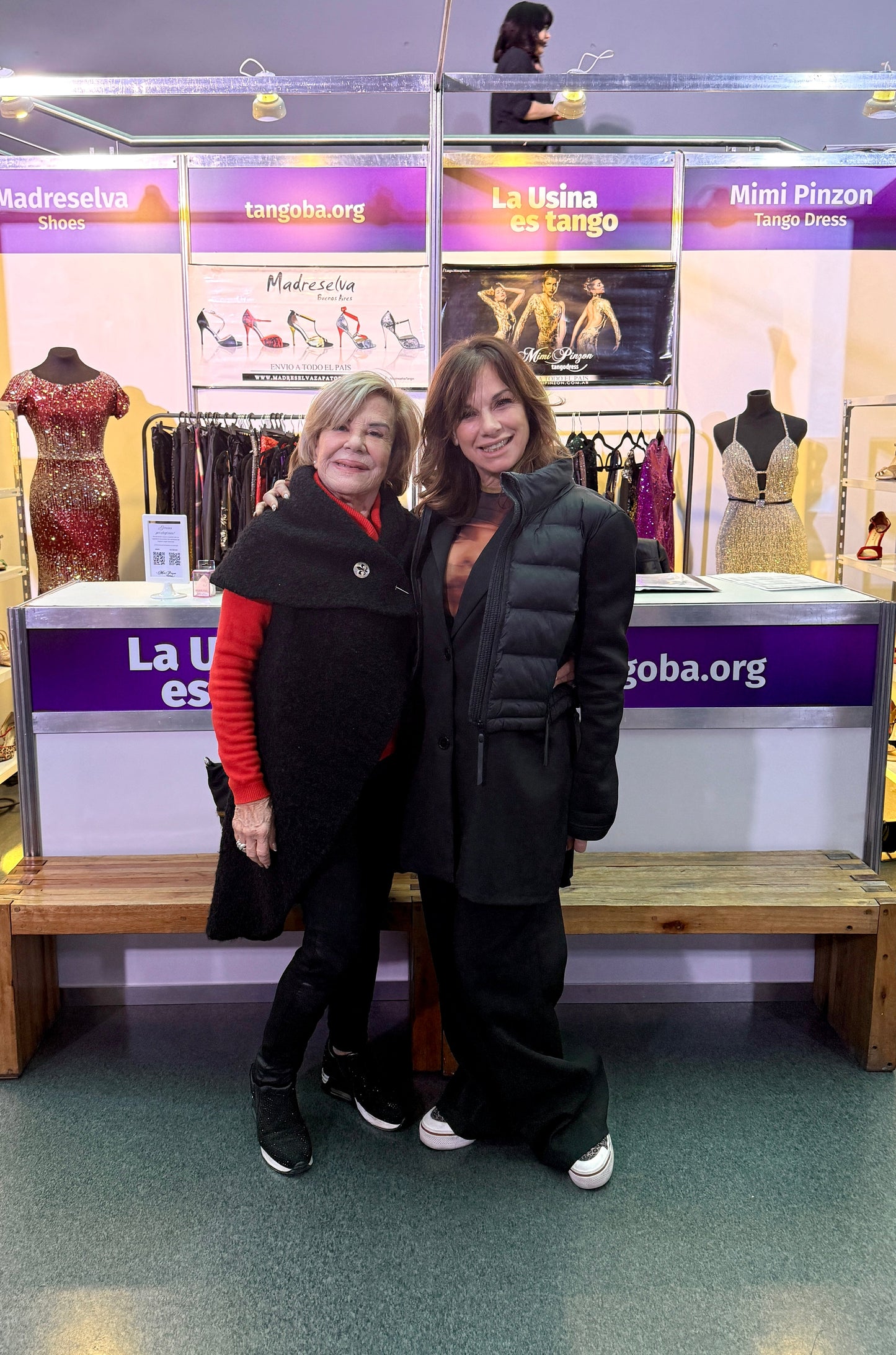 Mimi Pinzón Sponsor Oficial Mundial de Tango BA 2026 — vestido de tango escenario