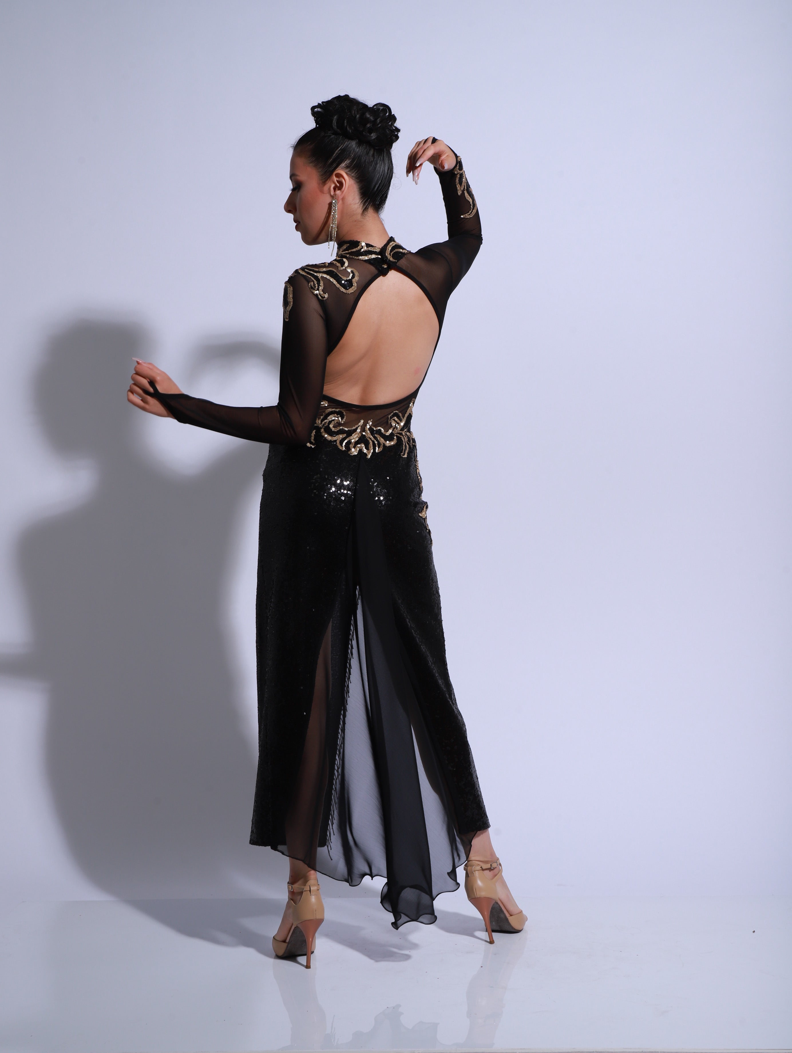 Stage Tango Dresses by Mimi Pinzón – Bold & Elegant Looks – Mimi