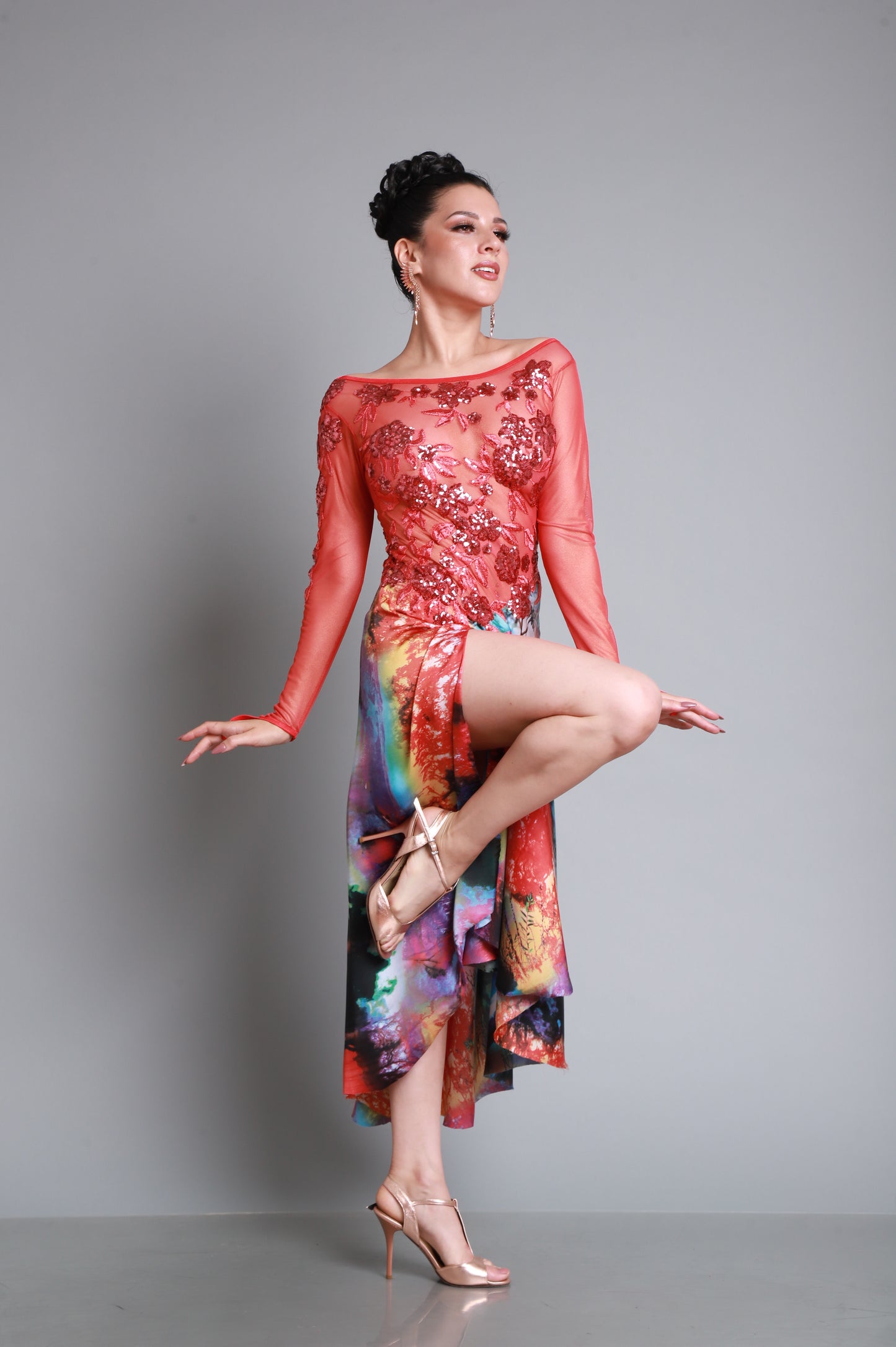 Vestido de tango con detalles de borderia SH1018